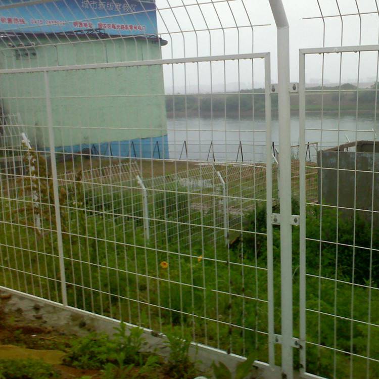 山東運河北岸隔離柵供應商